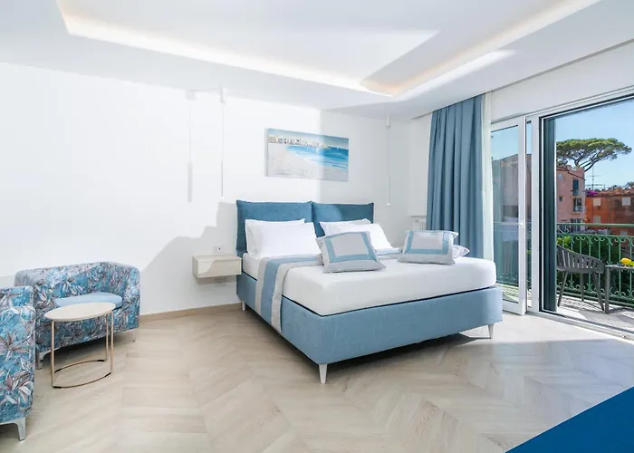Sea View Deluxe Apartments